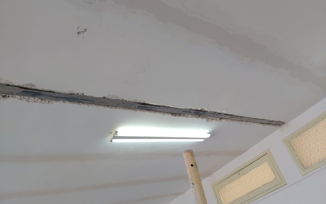 Reparacion de hormigon y refuerzo de estructura con fibra de carbono en CEIP La Corujera
